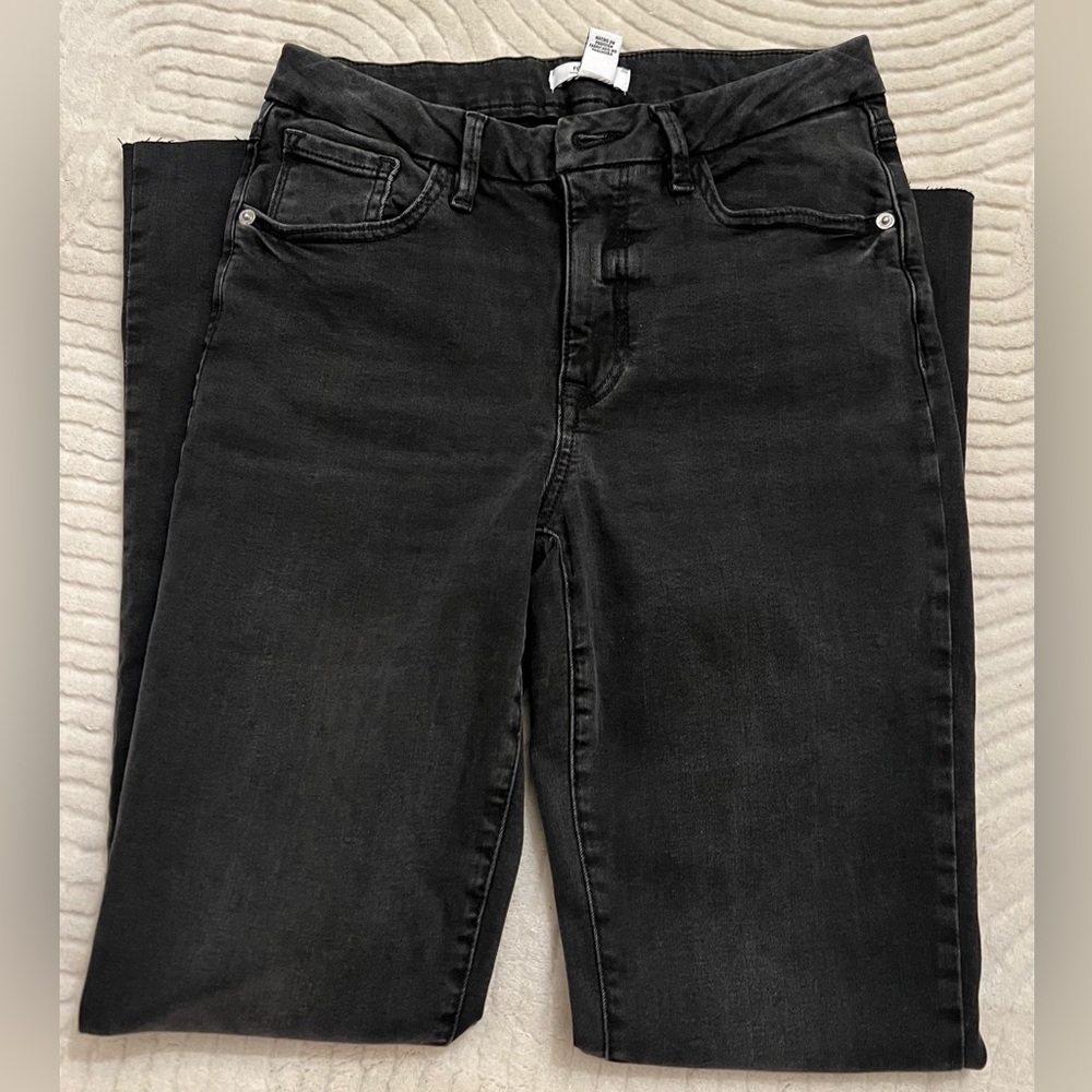 SUPER STRETCHY JEANS
